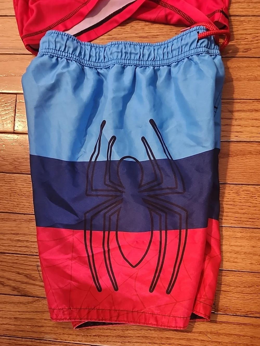 🕷Youth Marvel Spider-Man Red & Blue Kids Swim w/Rashguard Set; Large (10-12)